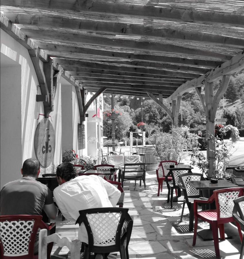 L'Auberge D'Eygliers エクステリア 写真